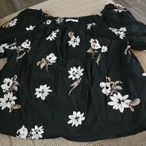 Sonoma Black and White Boxy Short Sleeve Blouse